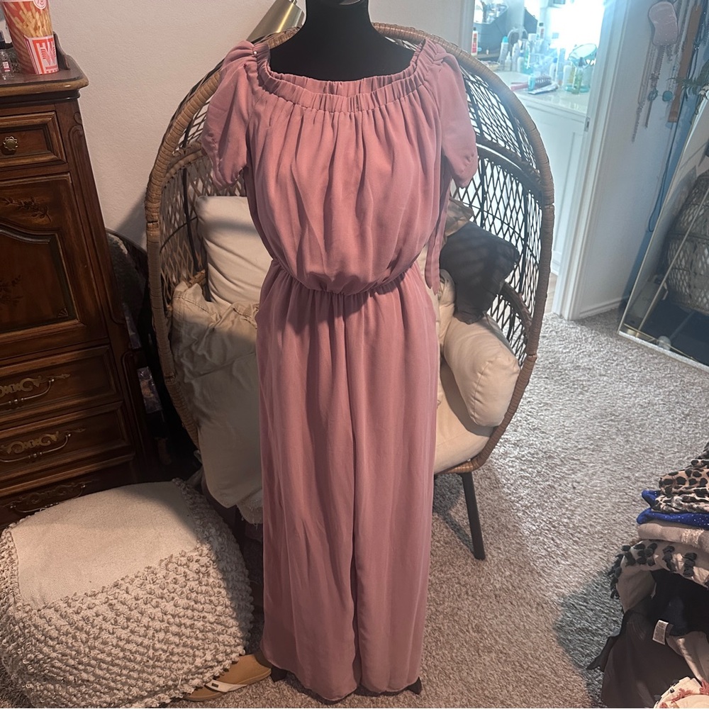 Gianni Bini Mauve Off-Shoulder jumpsuit size small